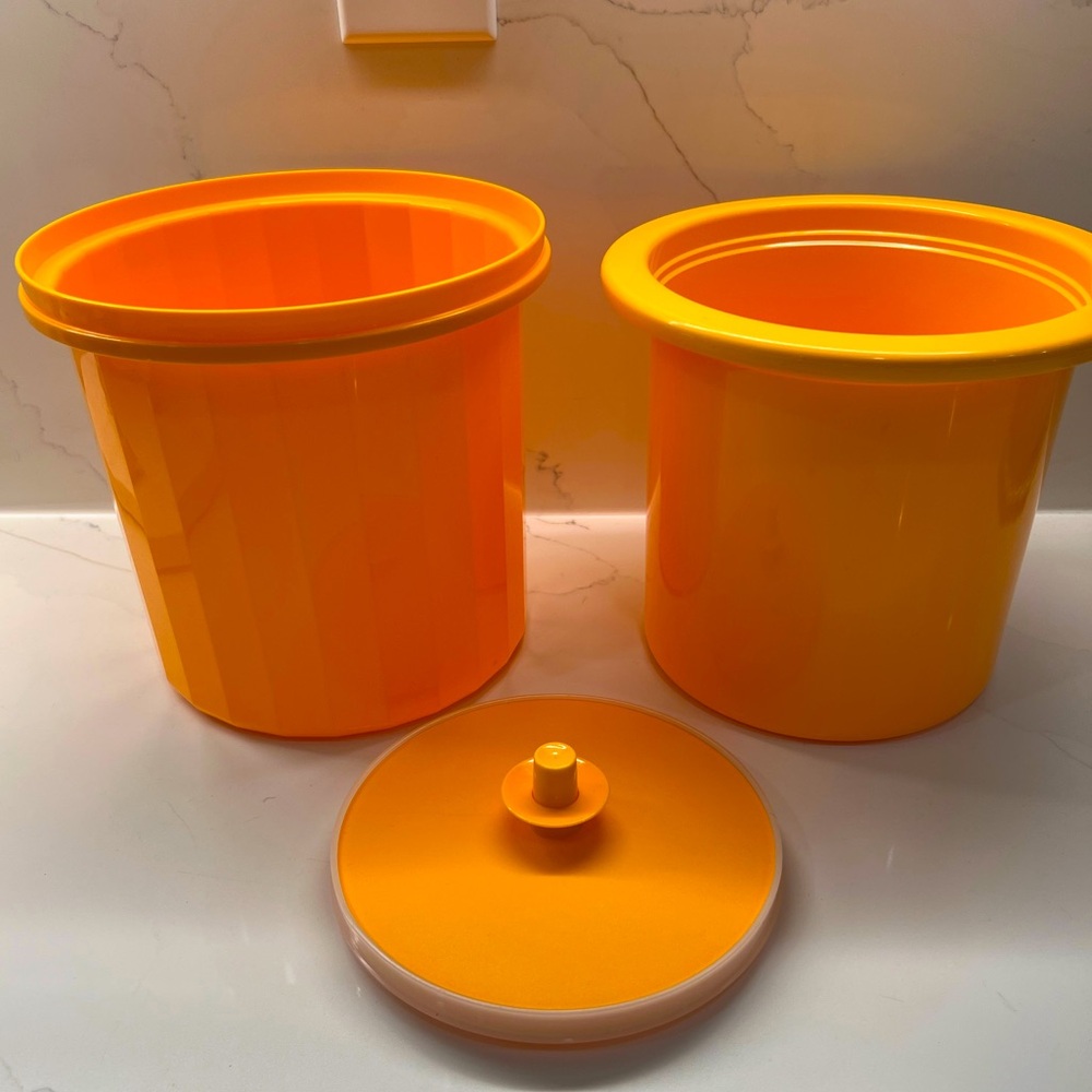 Tupperware 3 Piece Ice Bucket 1683-3 w/Lid Double Insulated Orange Push Button